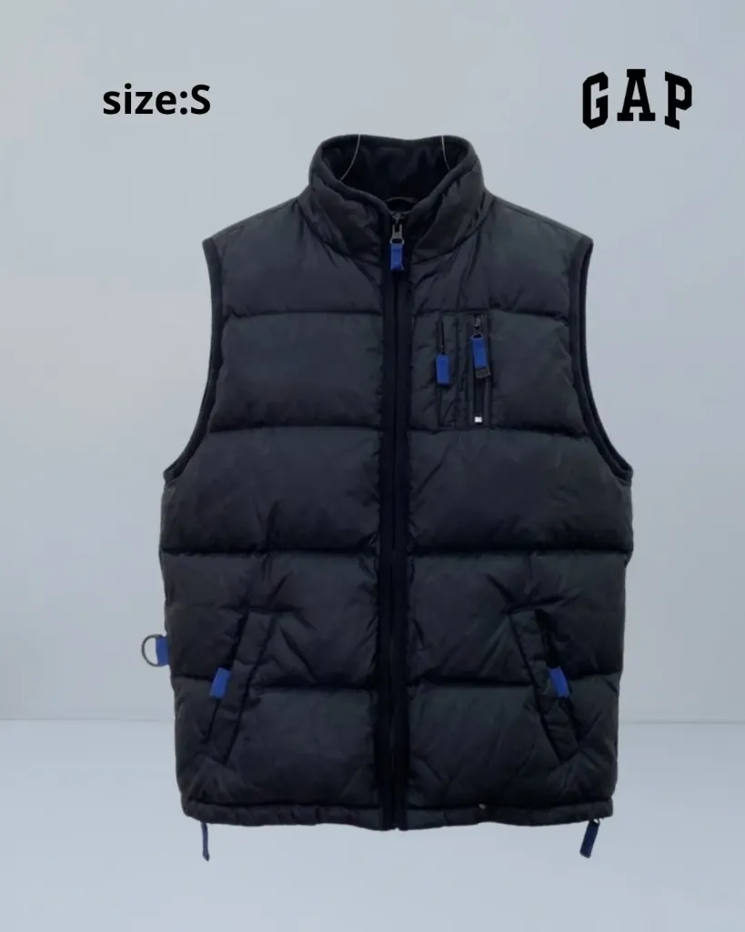 GAP Kids' VEST, Heavy Padded, Warm Winter Outdoor Jacket with Zipper Pockets, Medium/Large